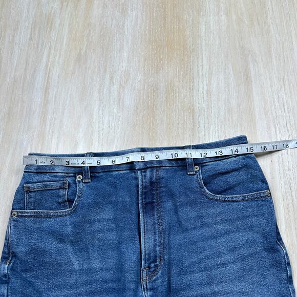 American Eagle Curvy Mom Jeans Distressed Ripped Knees Raw Hem Stretch Blue 8 - Picture 5 of 15